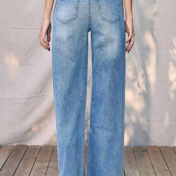 Courtney High-Rise Essential Wide Leg Jeans | Women's Denim | Everyday Bottoms - Picture 5 of 10